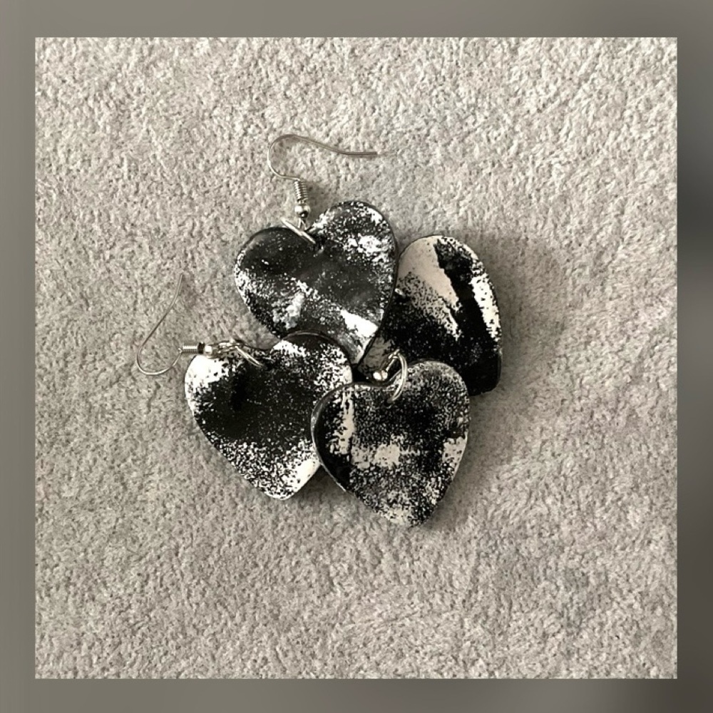 Heart-Shaped Black and White Earrings